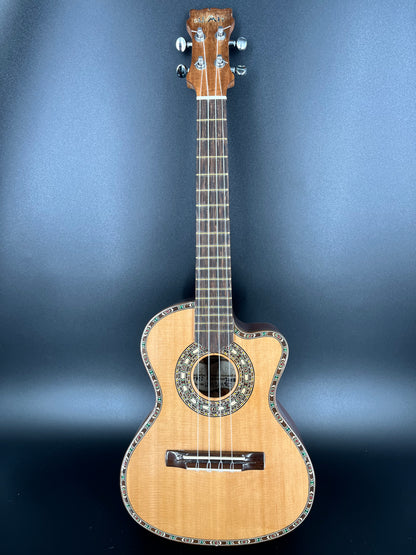 Summit Tenor Ukulele Spruce / Mahogany #33