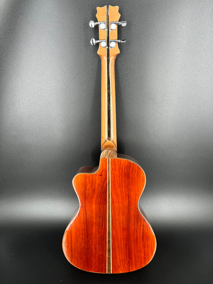 Summit Tenor Ukulele Spruce / Mahogany #33